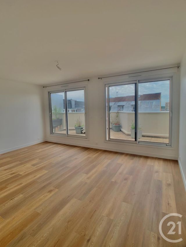 Appartement F3 à louer - 3 pièces - 70.0 m2 - SURESNES - 92 - ILE-DE-FRANCE - Century 21 Arconsilium