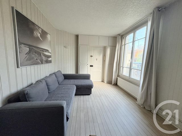 Appartement F2 à vendre ST CLOUD