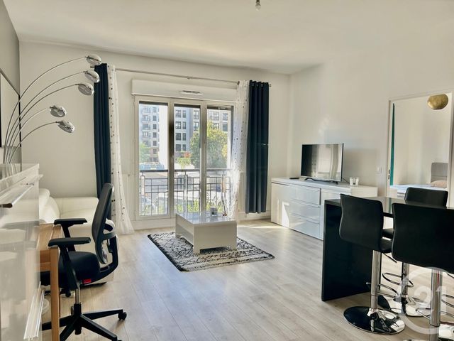 Appartement F2 à louer - 2 pièces - 46.45 m2 - SURESNES - 92 - ILE-DE-FRANCE - Century 21 Arconsilium